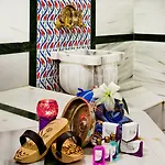 Glk Premier The &