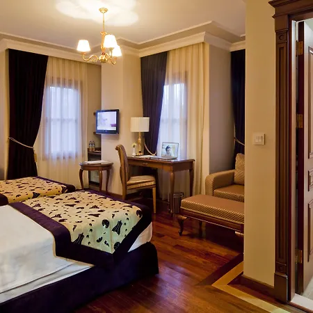 Glk Premier The & 3*