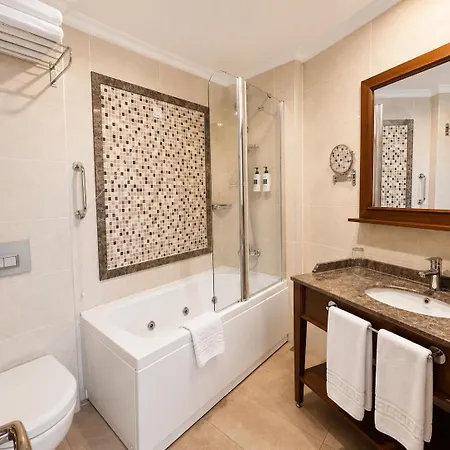 酒店 Glk尊贵spa酒店 3*
