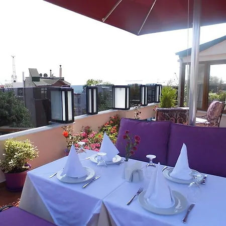 Glk Premier The & 3*